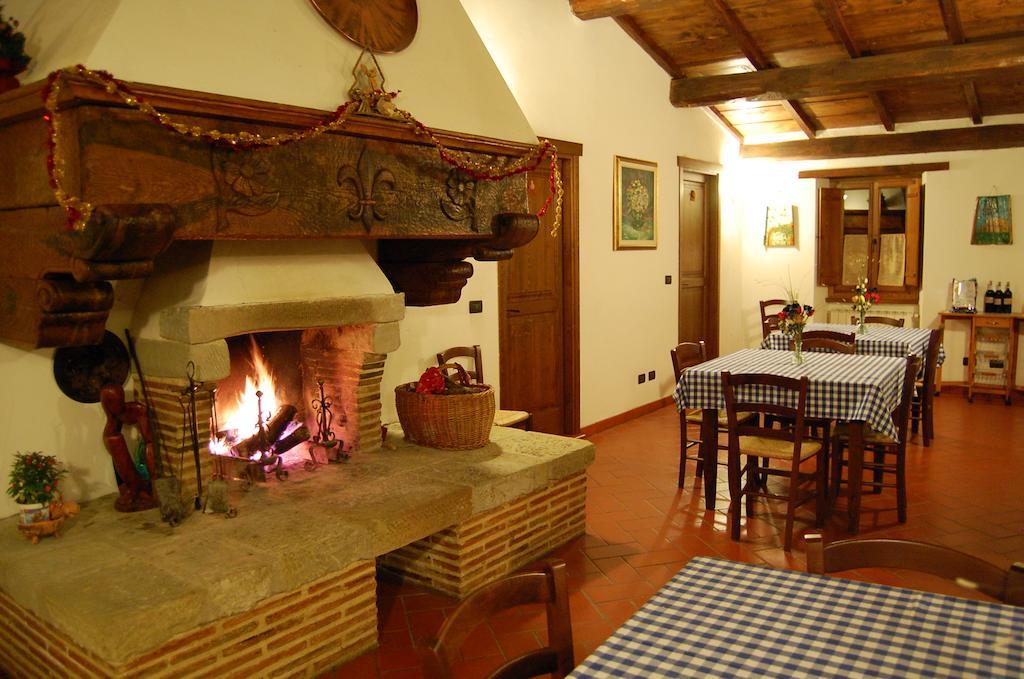 הוילה פרטוווקיו Agriturismo Il Piano מראה חיצוני תמונה